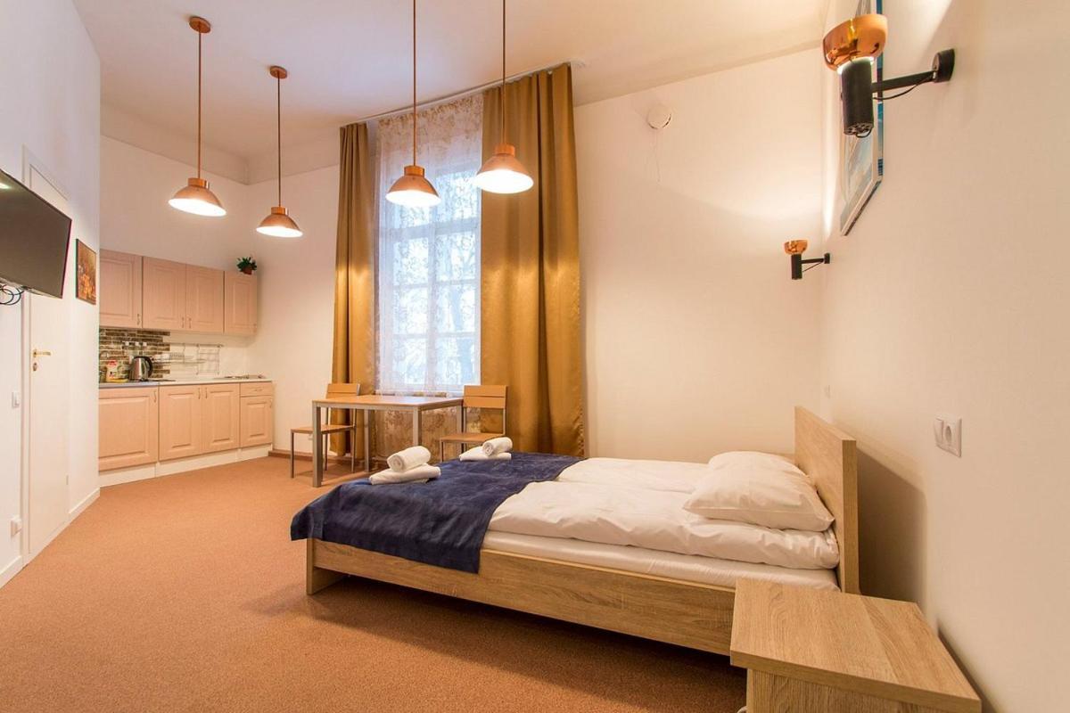 Aquamarine Hotel - Lauluvaeljak تالين المظهر الخارجي الصورة